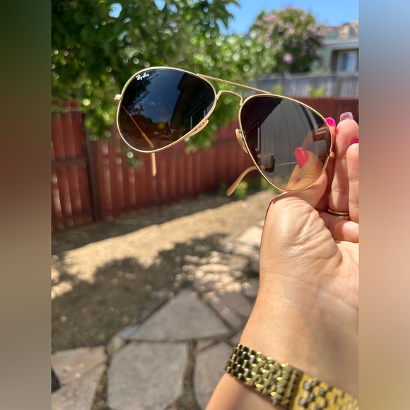 Vintage RayBan sunglasses - Picture 3 of 14